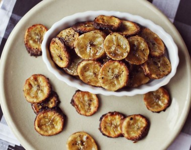 baked banana chips