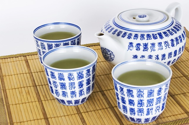 Drink Green Tea To Clear Acne